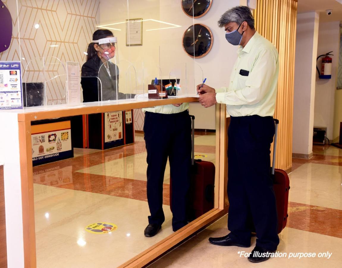 Spot On 64818 Hotel Minal Jāmnagar Εξωτερικό φωτογραφία